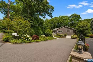 135 Skyline Lakes Dr, Ringwood, NJ 07456 - Photo 8