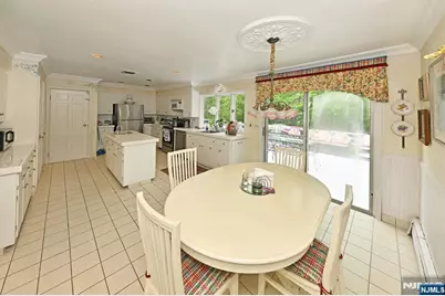 16 Knollwood Road, Upper Saddle River, NJ 07458 - Photo 14