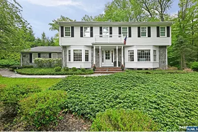16 Knollwood Road, Upper Saddle River, NJ 07458 - Photo 1