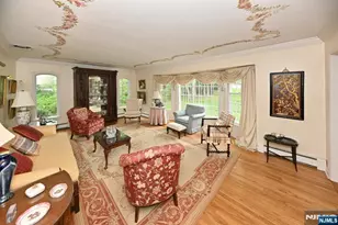 16 Knollwood Rd, Upper Saddle River, NJ 07458 - Photo 8