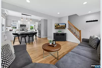 246 Hickory Street, Washington Township, NJ 07676 - Photo 4