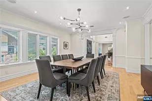 512 Winterburn Grove, Cliffside Park, NJ 07010 - Photo 10