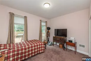37 Thomas, Wayne, NJ 07470 - Photo 30