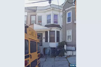 132 Chester Avenue, Newark, NJ 07104 - Photo 1
