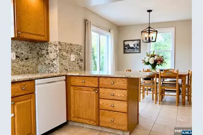 74 8th Avenue, Hawthorne, NJ 07506 - Photo 6