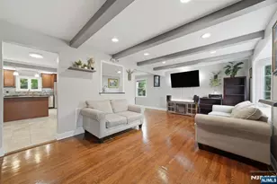 29 Fischer Ave, Nutley, NJ 07110 - Photo 4