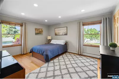 66 Roehrs Drive, Wallington, NJ 07057 - Photo 20
