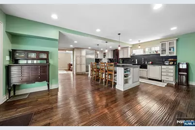 73 The Fairway, Cedar Grove, NJ 07009 - Photo 10