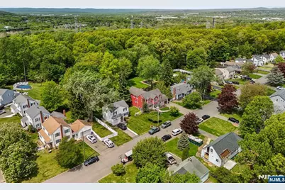 73 The Fairway, Cedar Grove, NJ 07009 - Photo 42