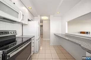 7855 Blvd East 19L, North Bergen, NJ 07047 - Photo 12