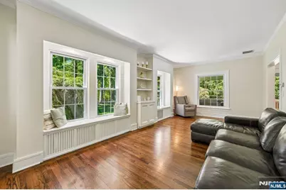 42 Hillside Avenue, Upper Saddle River, NJ 07458 - Photo 6