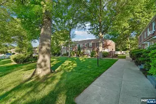 230 Lafayette Pl 4D, Englewood, NJ 07631 - Photo 4