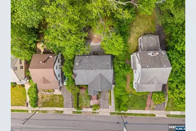 243 Van Nostrand Avenue, Englewood, NJ 07631 - Photo 28