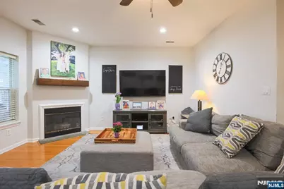 8409 Brittany Drive, Wayne, NJ 07470 - Photo 16