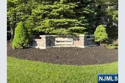 8409 Brittany Drive, Wayne, NJ 07470 - Photo 46