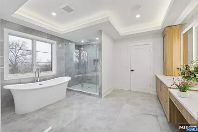 311 Farview Avenue, Paramus, NJ 07652 - Photo 26