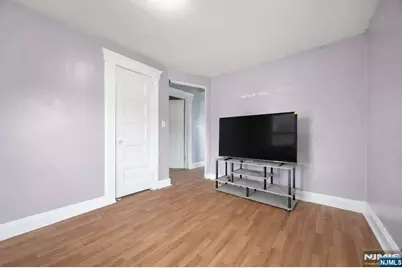 86 Llewellyn Avenue, Hawthorne, NJ 07506 - Photo 16