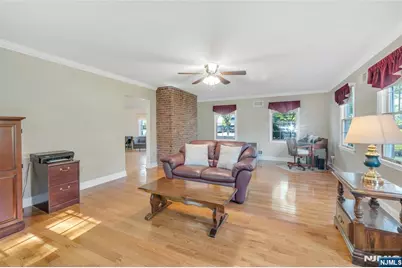 678 Millbrook Road, River Edge, NJ 07661 - Photo 16