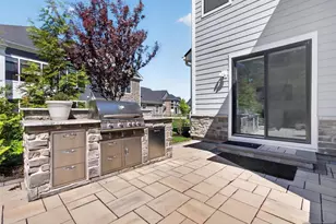 19 Woodmont Cir, River Vale Township, NJ 07675 - Photo 40