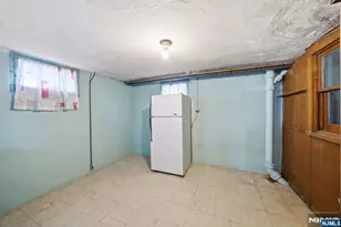 345 4th St, Saddle Brook Township, NJ 07663 - Photo 18
