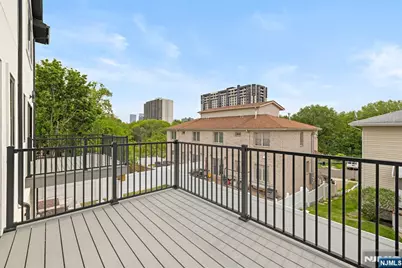 332 12th Street B #B, Palisades Park, NJ 07650 - Photo 26