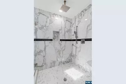 332 12th Street B #B, Palisades Park, NJ 07650 - Photo 14