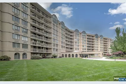 10 Smith Manor Boulevard 211 #211, West Orange Township, NJ 07052 - Photo 1