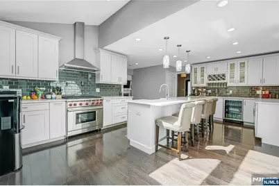 248 Wayfair Circle, Franklin Lakes, NJ 07417 - Photo 12