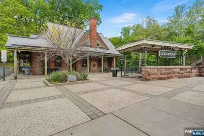 296 Ridgewood Avenue, Glen Ridge, NJ 07028 - Photo 44