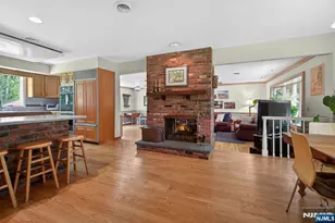 17 Appert Terrace, Mahwah, NJ 07430 - Photo 16