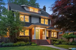 34 Prescott Ave, Montclair, NJ 07042 - Photo 2