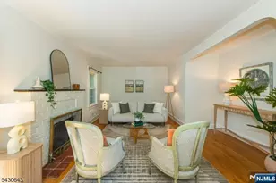 39 Essex Ave, Montclair, NJ 07042 - Photo 6