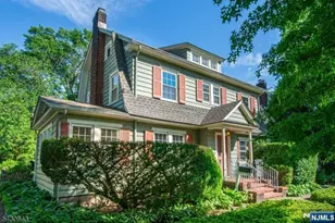 39 Essex Ave, Montclair, NJ 07042 - Photo 50