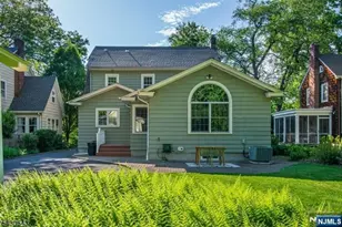 39 Essex Ave, Montclair, NJ 07042 - Photo 44