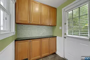 160 Clinton Ave, Hillsdale, NJ 07642 - Photo 20