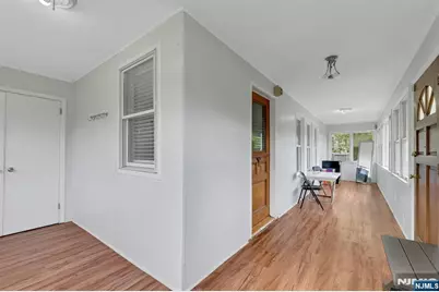 160 Clinton Avenue, Hillsdale, NJ 07642 - Photo 4