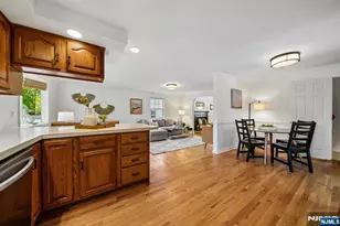 99 Ferncliff Rd, Bloomfield, NJ 07003 - Photo 14