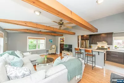 13 Elmwood Terrace, Wayne, NJ 07470 - Photo 6