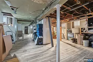 24 Elizabeth St, Paterson, NJ 07503 - Photo 20