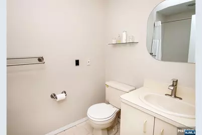507 Windsor Drive 107 #107, Palisades Park, NJ 07650 - Photo 20