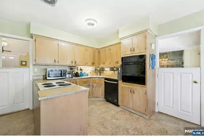 60 Oak Street, Harrington Park, NJ 07640 - Photo 12