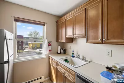 747 Riverside C1 #C1, Lyndhurst Township, NJ 07071 - Photo 8