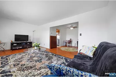 747 Riverside C1 #C1, Lyndhurst Township, NJ 07071 - Photo 4