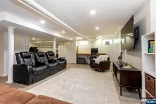 132 Christopher, Montclair, NJ 07042 - Photo 46