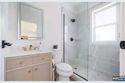 25 Mayfair Place, Clifton, NJ 07013 - Photo 14