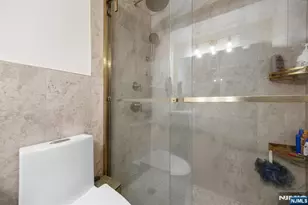 200 Winston 2811, Cliffside Park, NJ 07010 - Photo 12