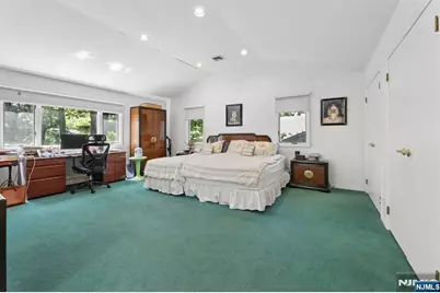 604 Rutland Avenue, Teaneck Township, NJ 07666 - Photo 14