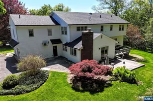 17 Grandview Ave, Upper Saddle River, NJ 07458 - Photo 6