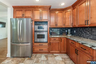 18 Evergreen Drive, Lincoln Park, NJ 07035 - Photo 10