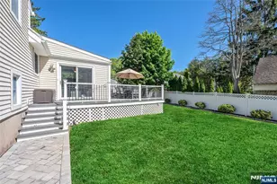 114 Summit Ave, Waldwick, NJ 07463 - Photo 24